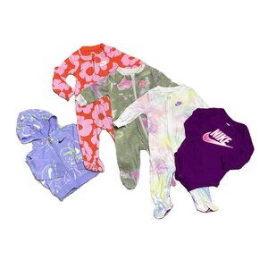 Nike 5 Piece Lot, Size 6 Months EUC